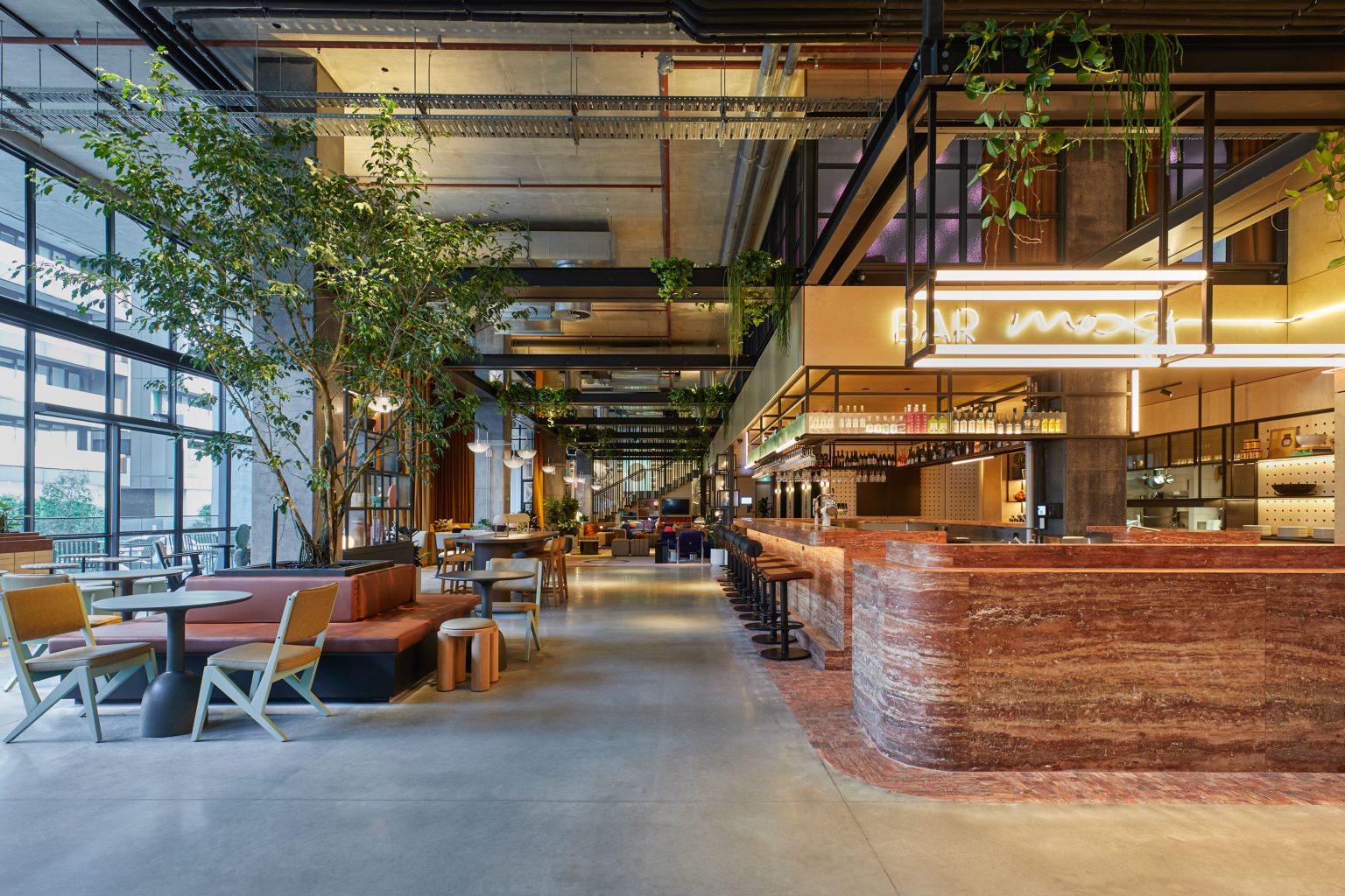 Moxy Sydney Airport named Hotel of the Year 2024 - RF Corval